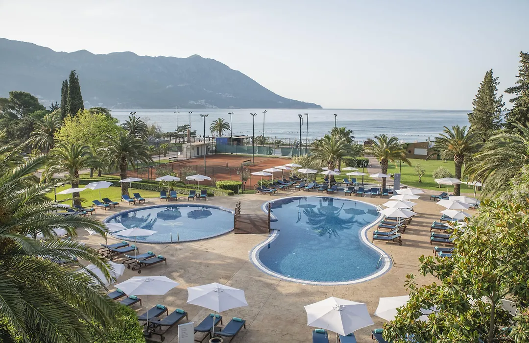 Iberostar Waves Bellevue All Inclusive-1